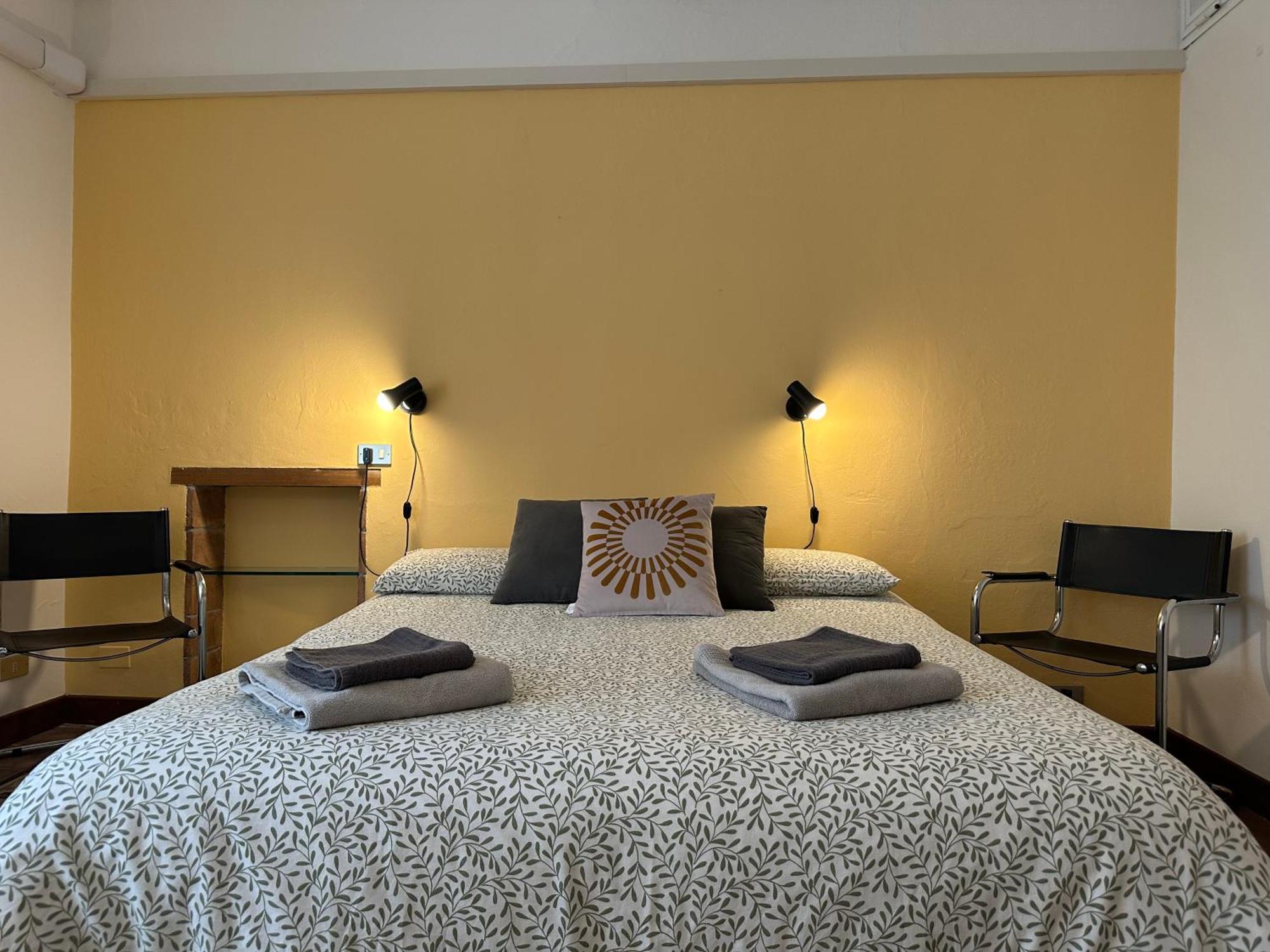 Ferienwohnung Bilocale Economico, In Pieno Centro A Lucca Exterior foto